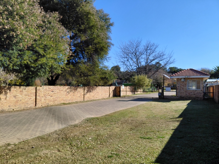 1 Bedroom Property for Sale in Oudorp North West